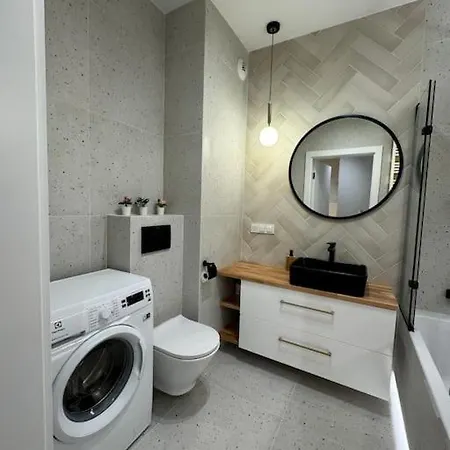 Forest Iv * Varsovia